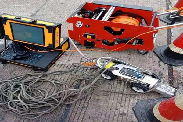 上思CCTV管道检测机器人