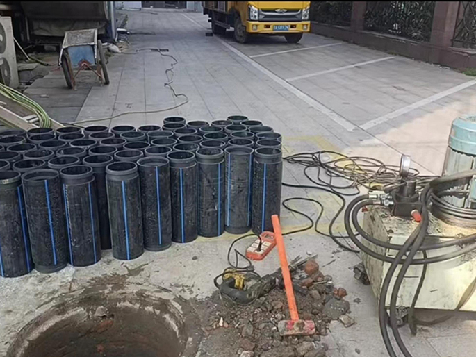 上思PE置换管厂家 DN315置换管 非开挖管短管置换